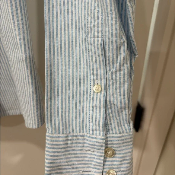 Women’s Vineyard Vines Blue Striped Shirt - Picture 6 of 7